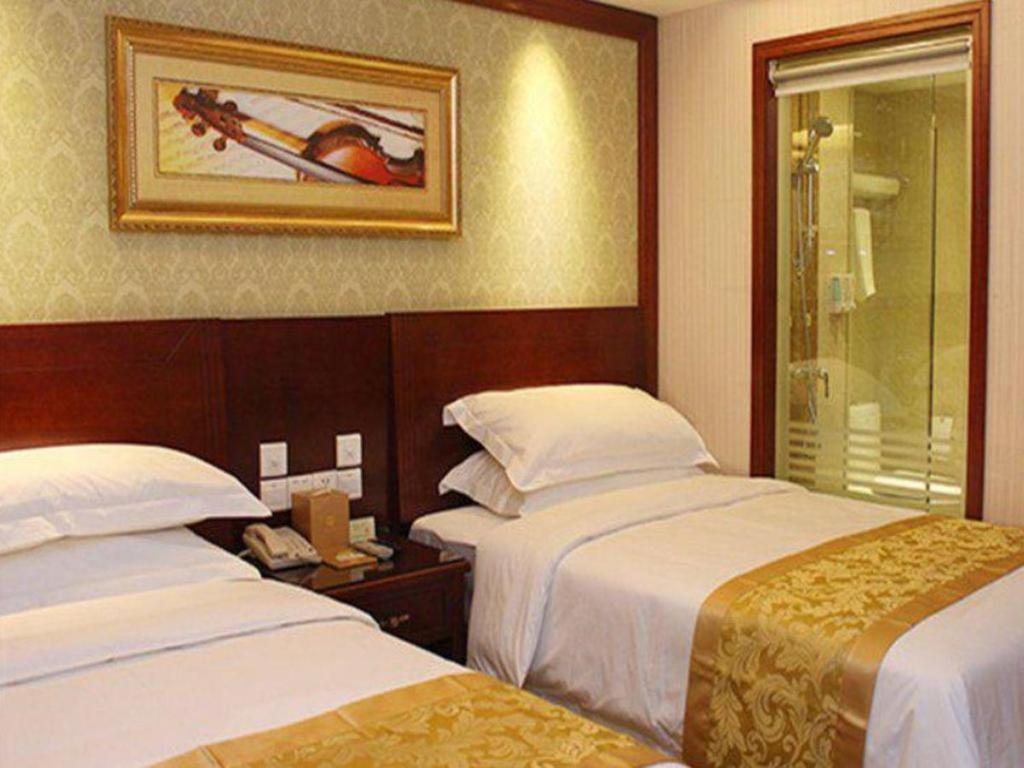 Yichang Vienna Hotel Wanda Branch Exterior foto