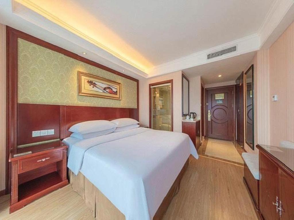 Yichang Vienna Hotel Wanda Branch Exterior foto